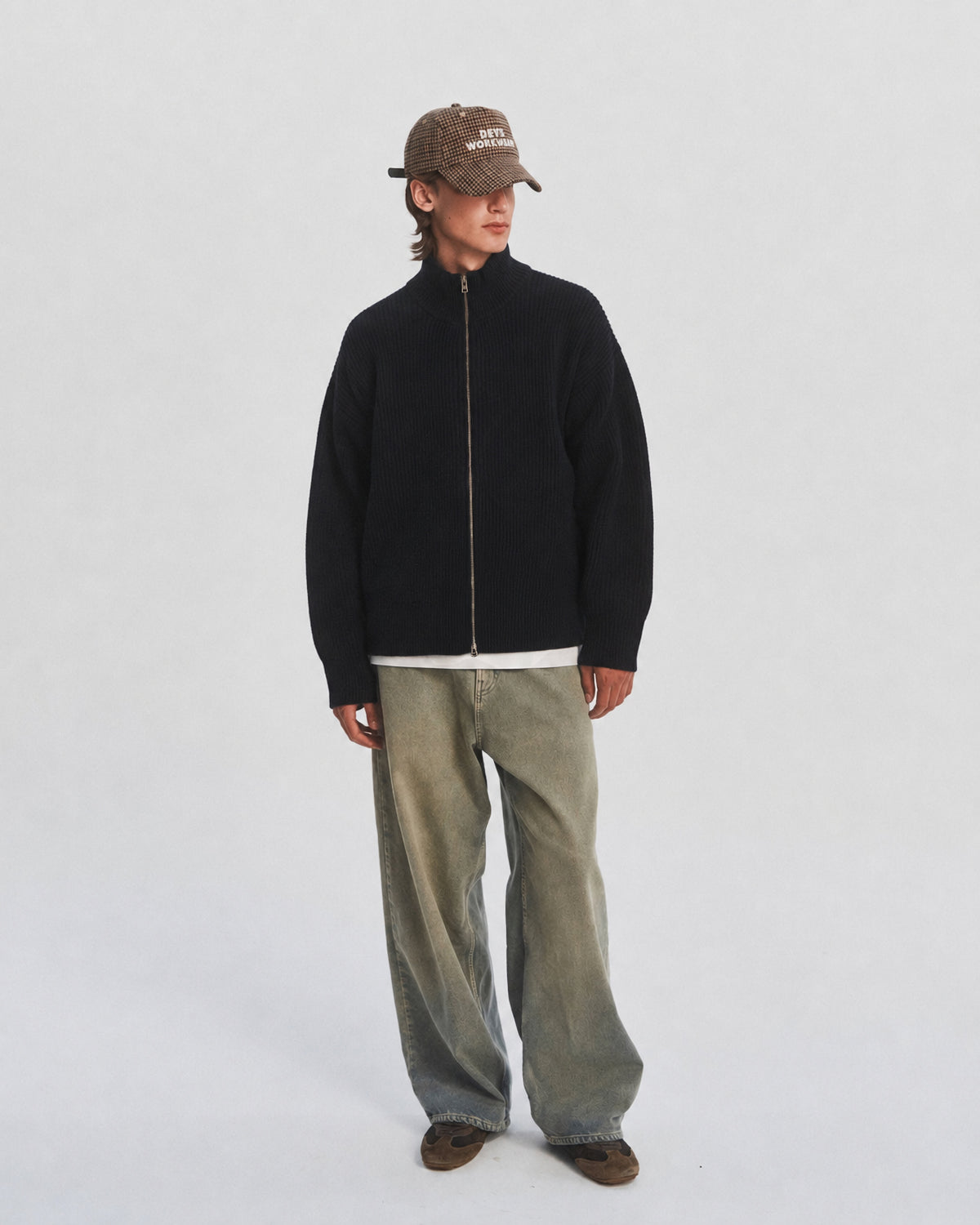 Montebello Wool Zip-through - Black — view 1