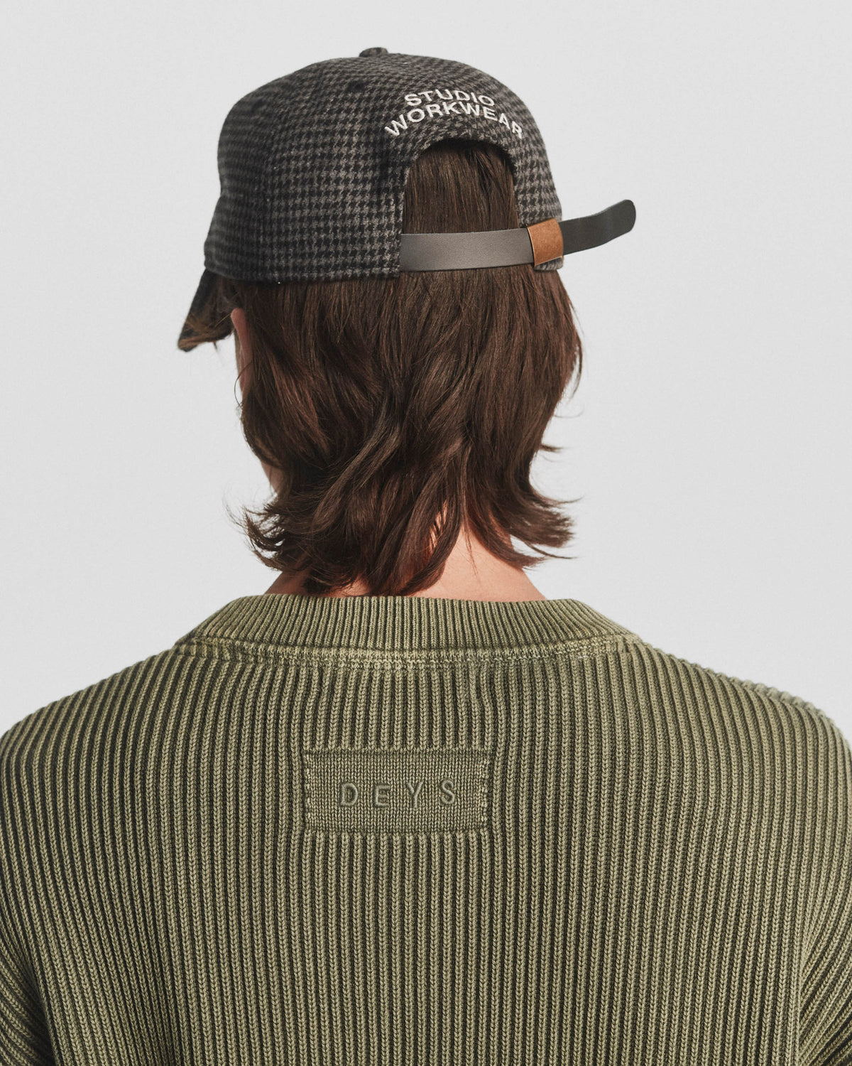 Pasadena Crewneck - Washed Green detail