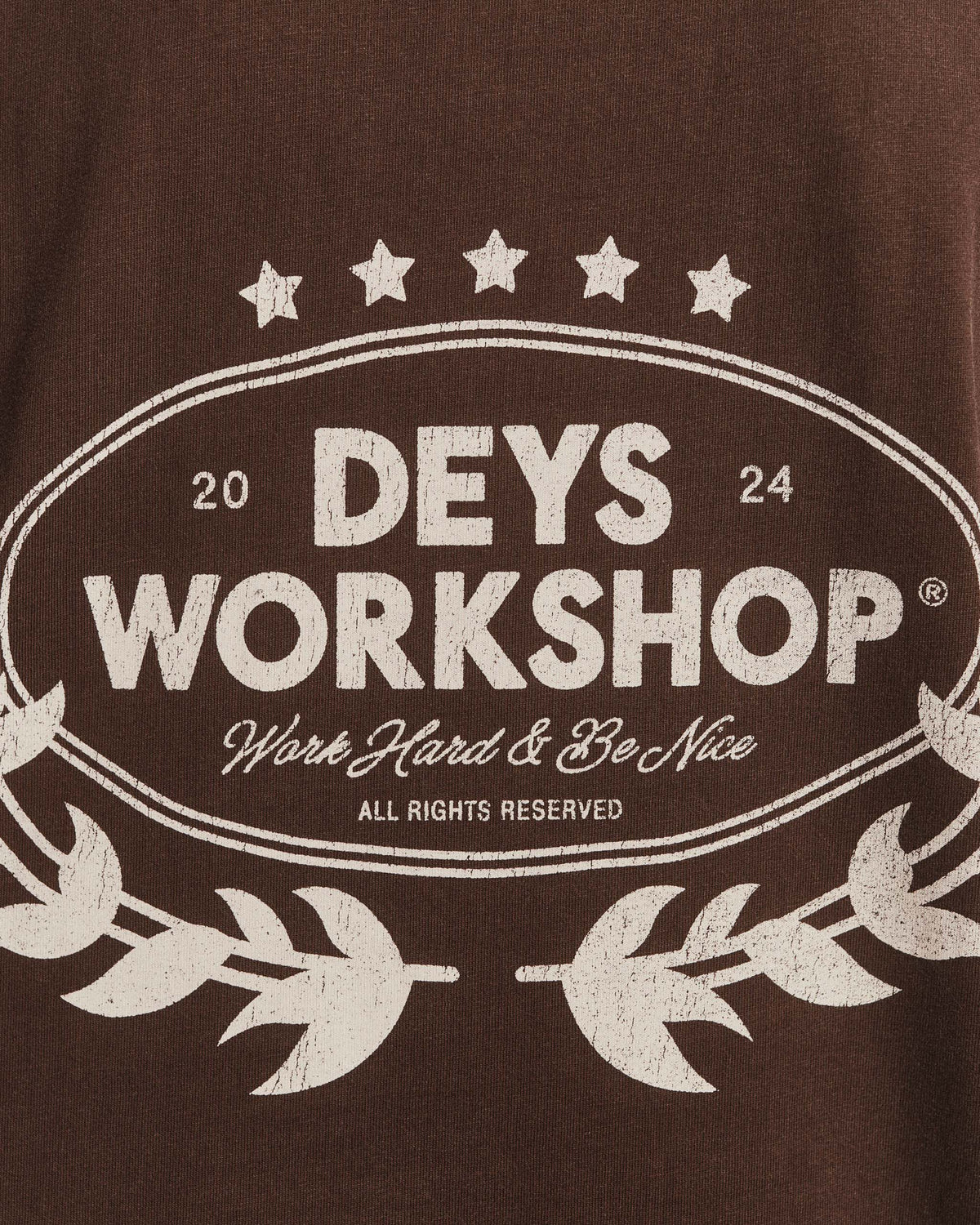 Ventura Tee - Washed Brown detail